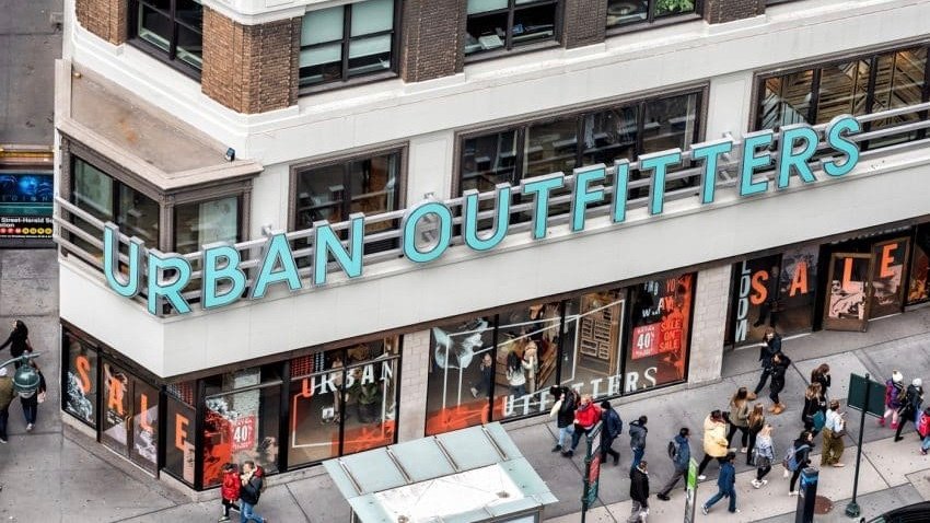 Urban Outfitters leier ut mote - sikter mot 447 millioner kroner første året