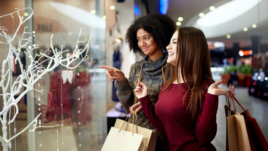 Folk flest planlegger julehandel i fysiske butikker