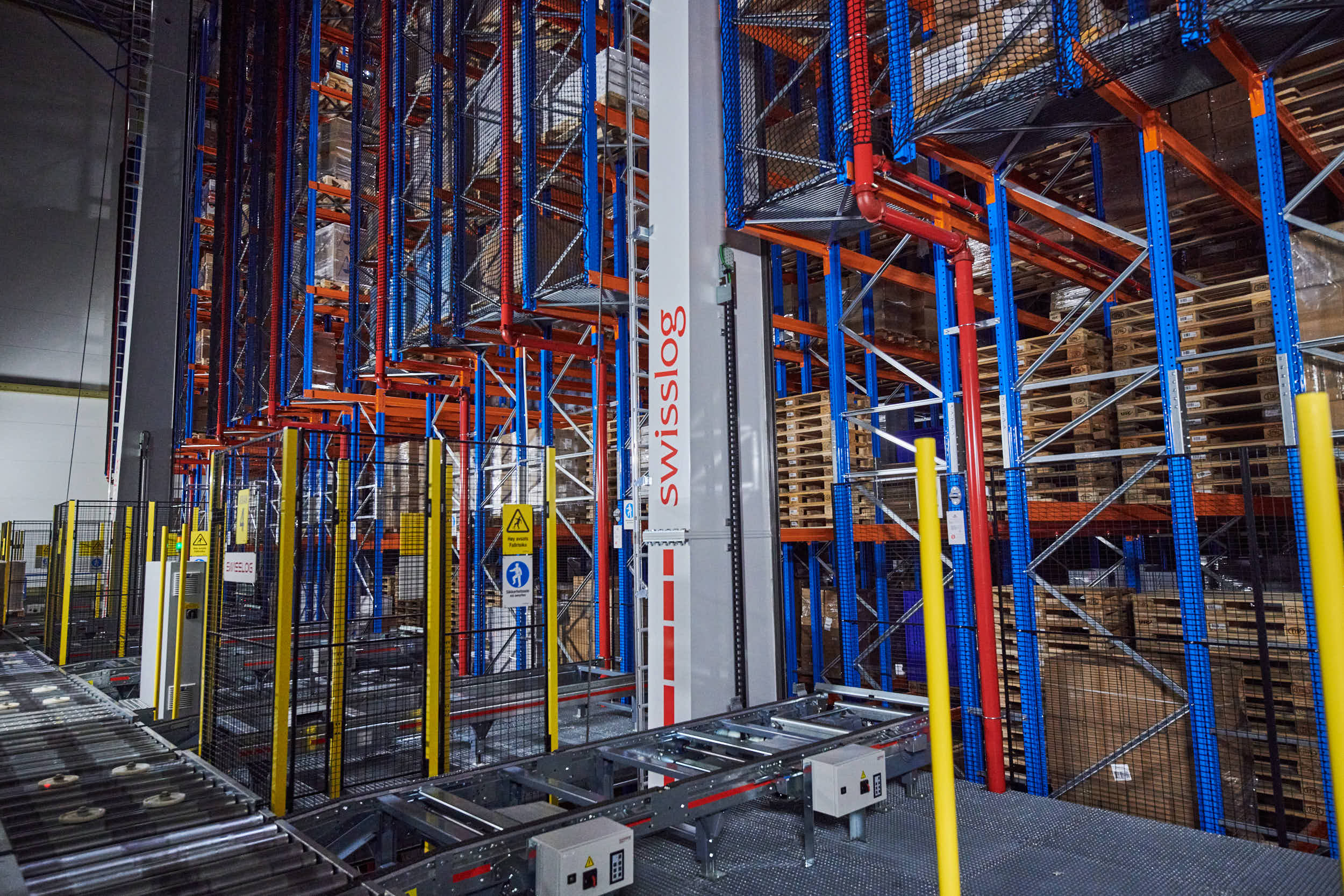 "Et av de beste automatiserte sentrallagrene i verden" Netthandel.no